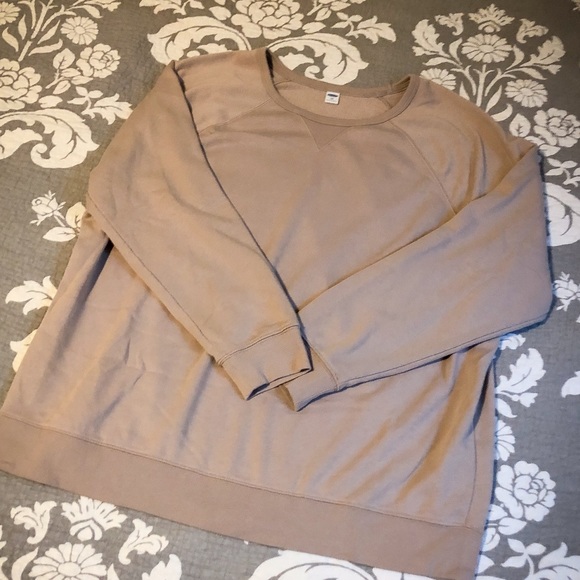 SOLD***Old Navy- Long Sleeve Sweatshirt XXL - Picture 3 of 11